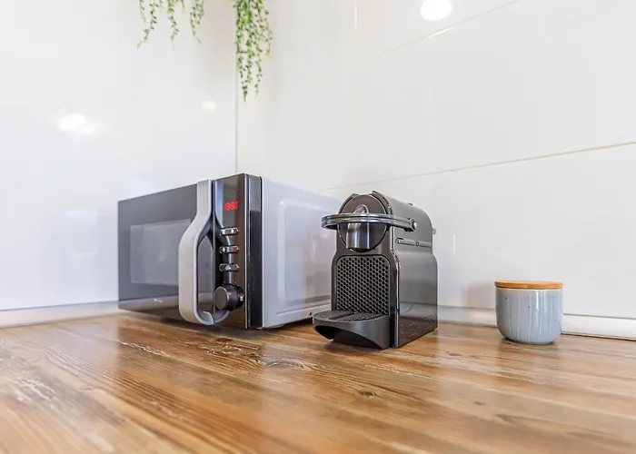 Apartamento Con Jardin Privado - Simplytarifa