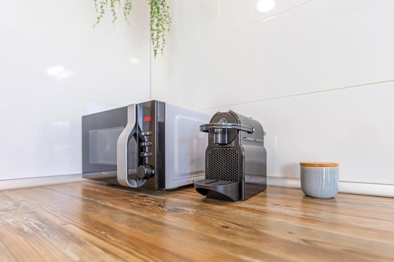 Apartamento Con Jardin Privado - Simplytarifa